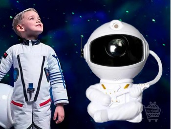 Ночник детский космонавт